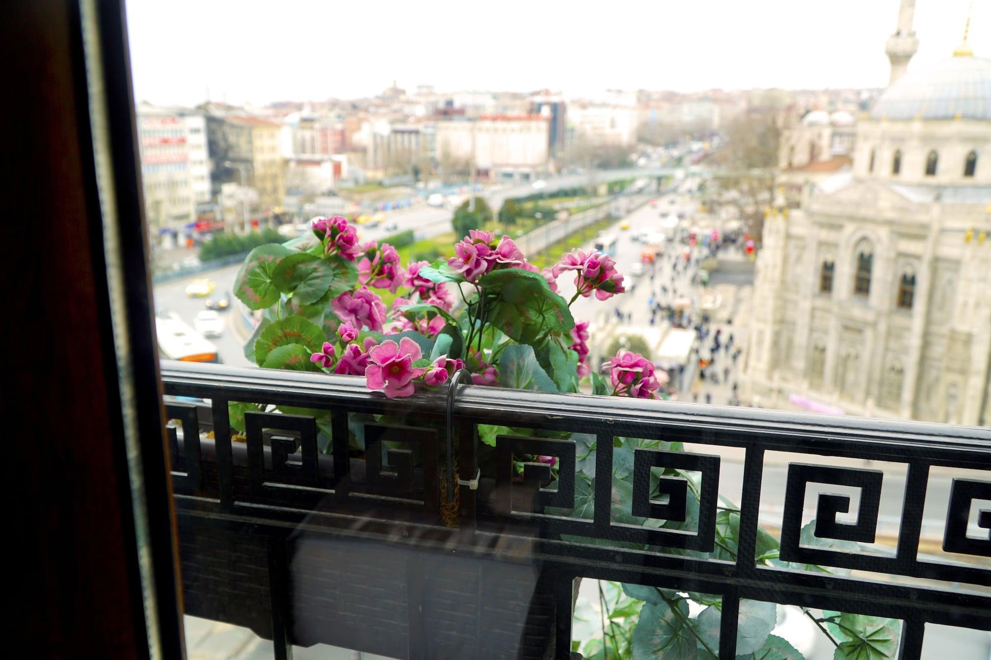 Parmada Hotel Istanbul Exteriör bild